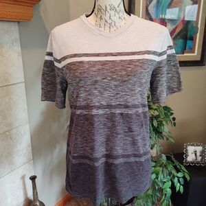 💥3/$20 Tony Hawk XL V- Neck Stripped Shirt!